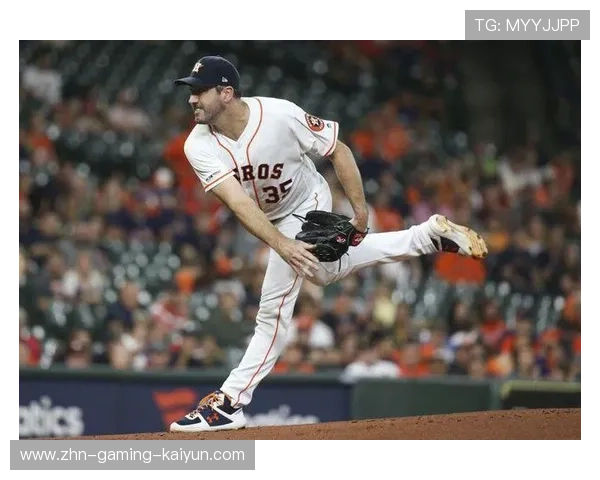 达比修有投出滑球三振对手