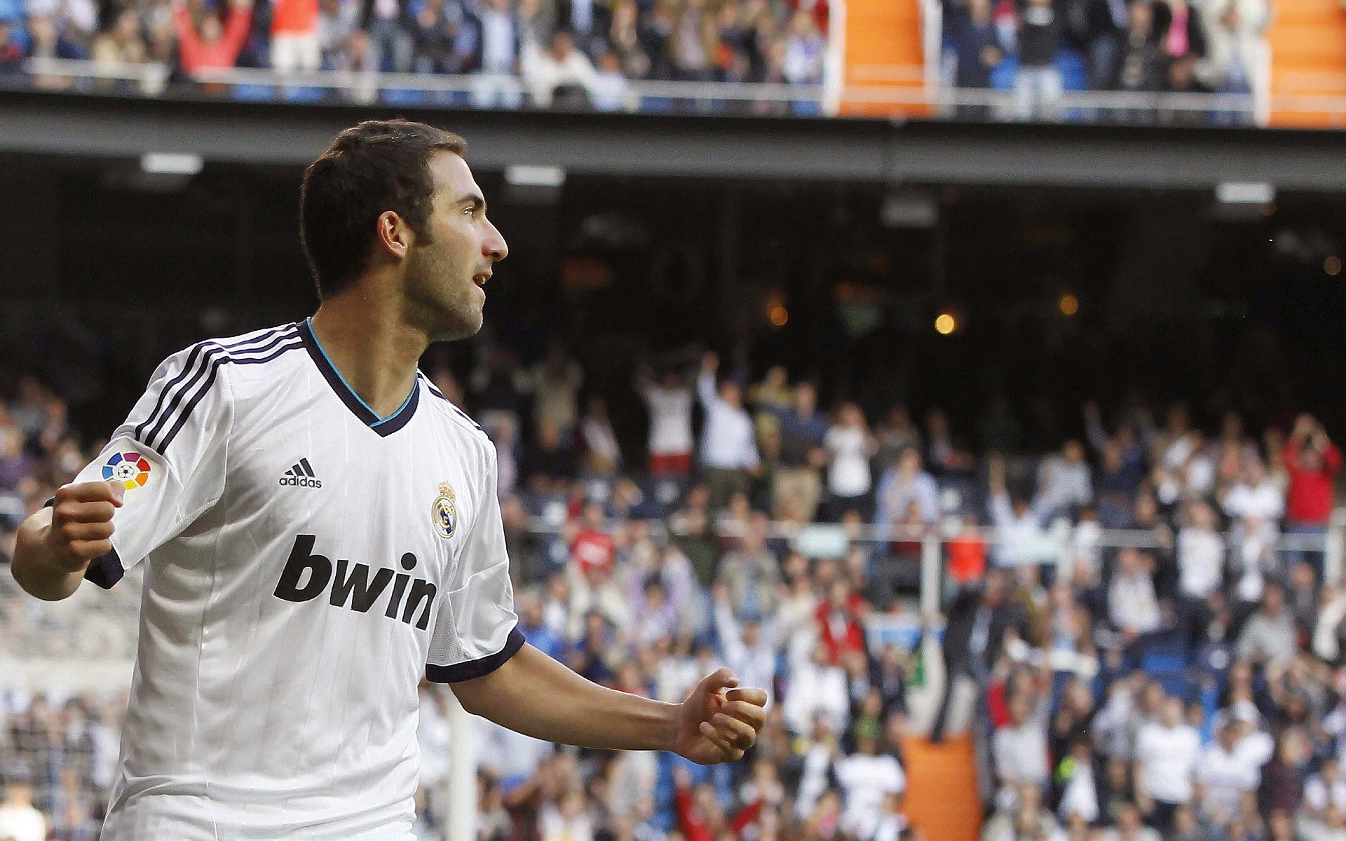 今日足球比分预测专家推荐，今日足球比分表